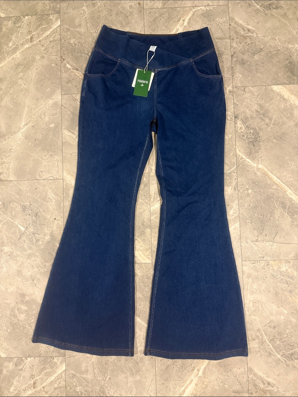 HALARA Navy Flare Wide-Leg Jeans